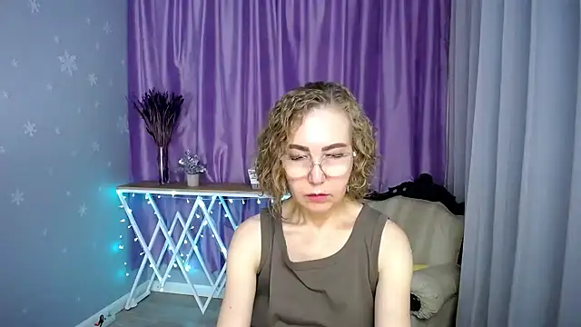 queen_a_n_i