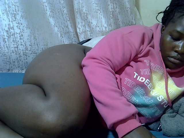 Queendee1
