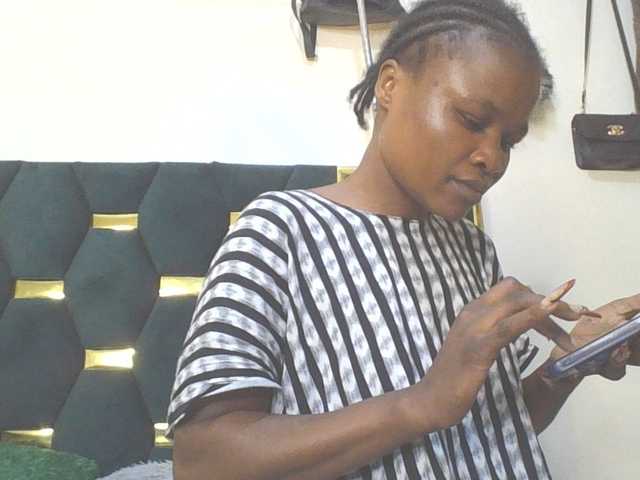 QueenIvy35