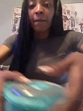 queenkimi777
