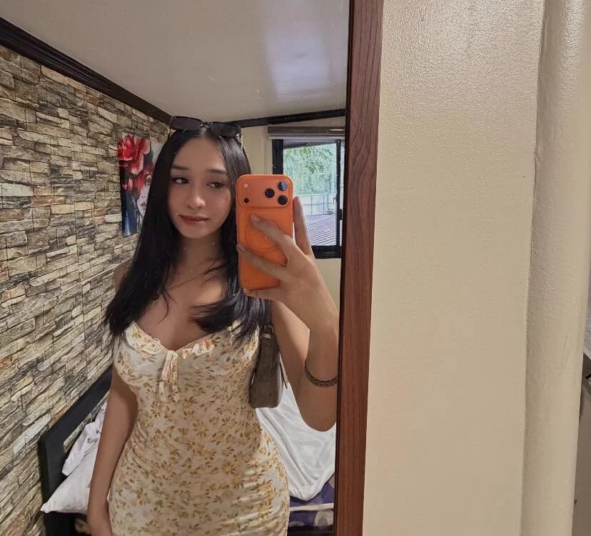 sassyenchantressx