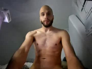 nikkibob