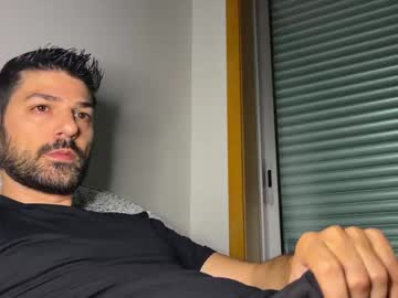 Lucenzo https://onlyfans.com/yvesluc