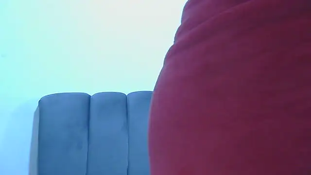 sluttylaura21