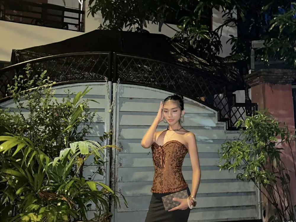 sunny_sexie