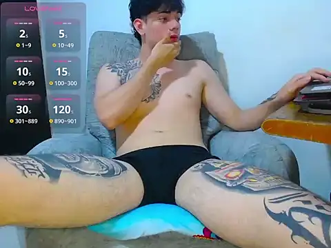 tiaan_bigcock