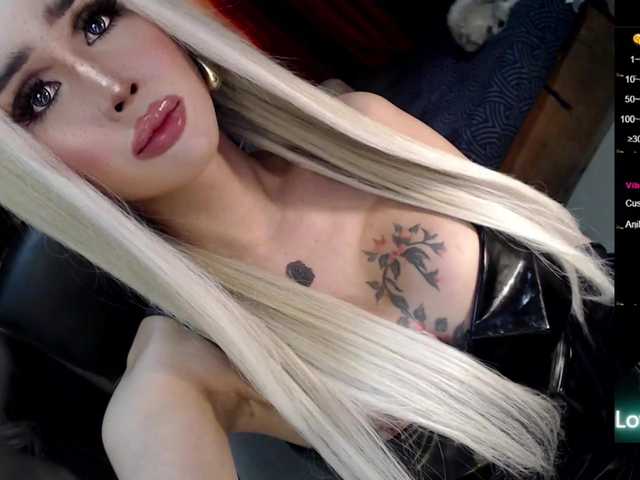 QUEENValentina