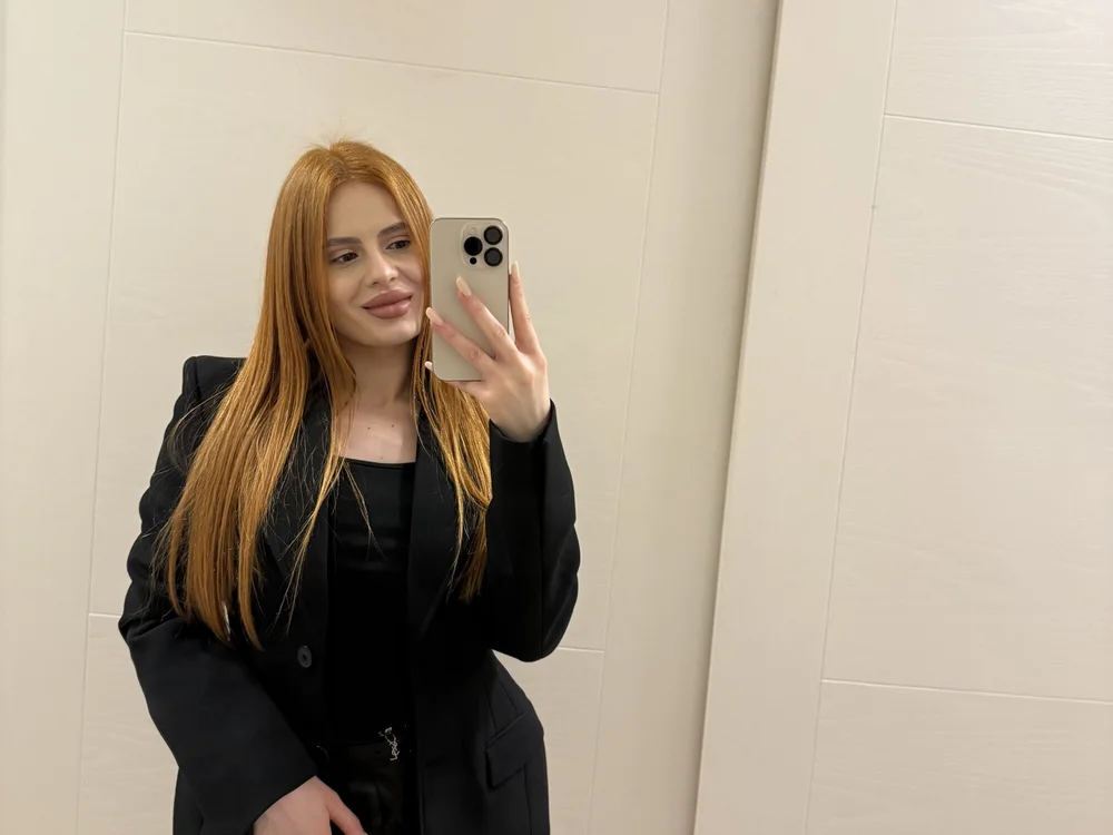 uhlala__