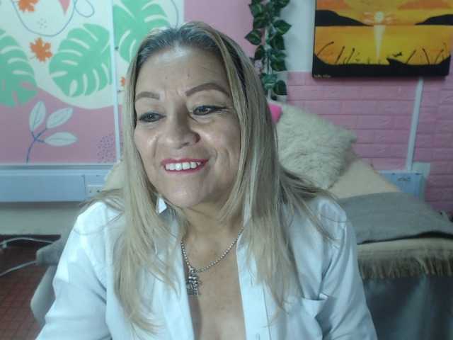 valeria-sexy