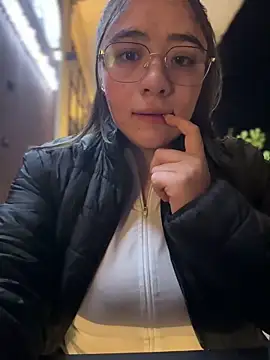 vaneelee