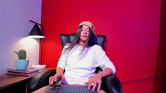 victoria_zaenzz