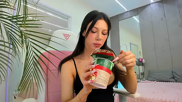 yanna_miana