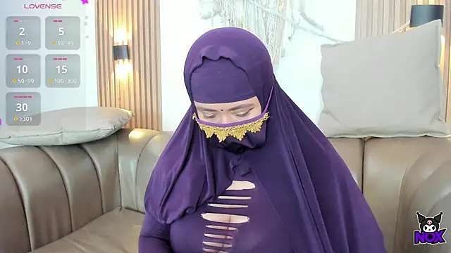 yasmin_dina