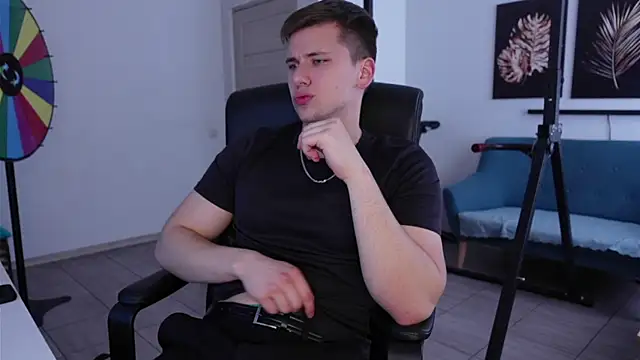 zack_gillian